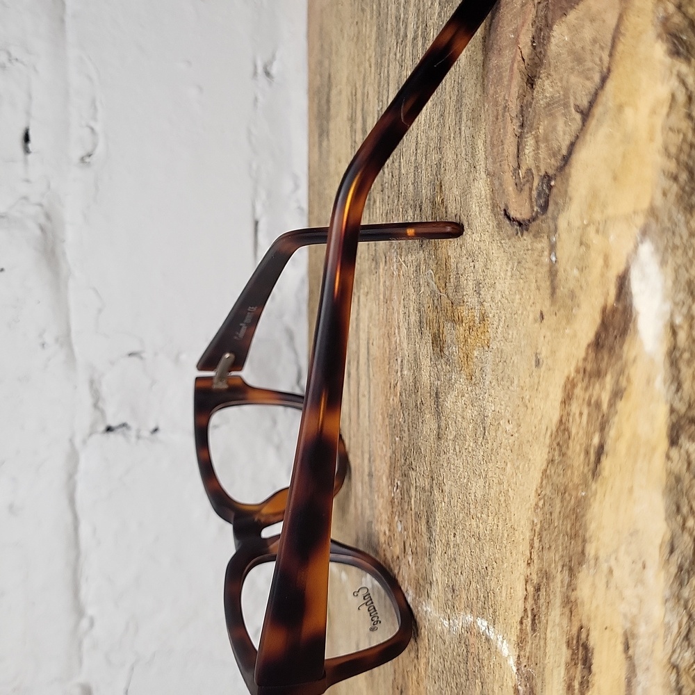 Tortoise Shell Glasses - Picture 2 of 3